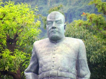 The bronze statue of Mr.Saigou Takamori