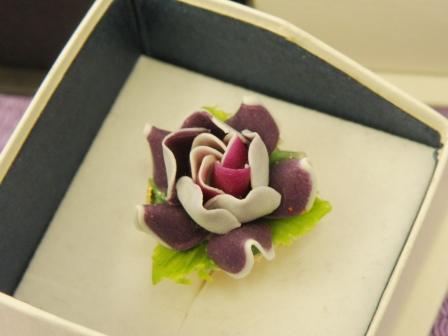 Kanoya, the rose country : the rose pin brooch