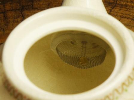 the White Satsuma : the teapot Japanese Apricot and Peony