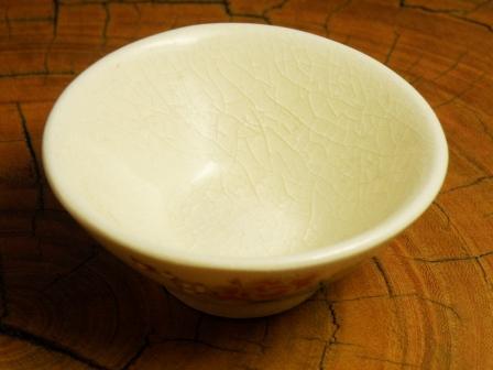 the White Satsuma : the flat sake cup Autumn Flowers