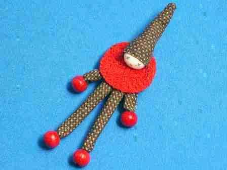 a brooch : A clown