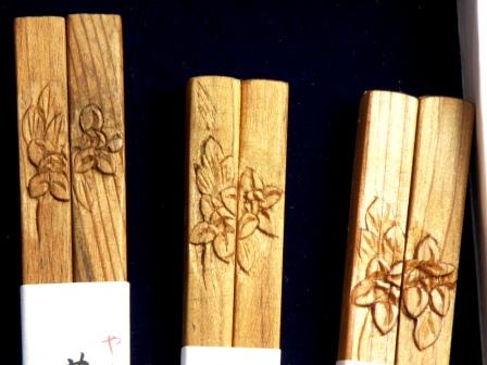 5 pair of chopsticks of a flower Kyushu Azalea carved by hands